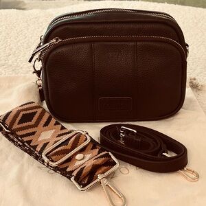 Pom Pom London Original/Mayfair  Leather Bag CONKER NEW!!!! Never carried- $99!